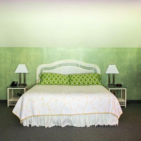 Inn At Iron Masters Lakeville Bagian luar foto